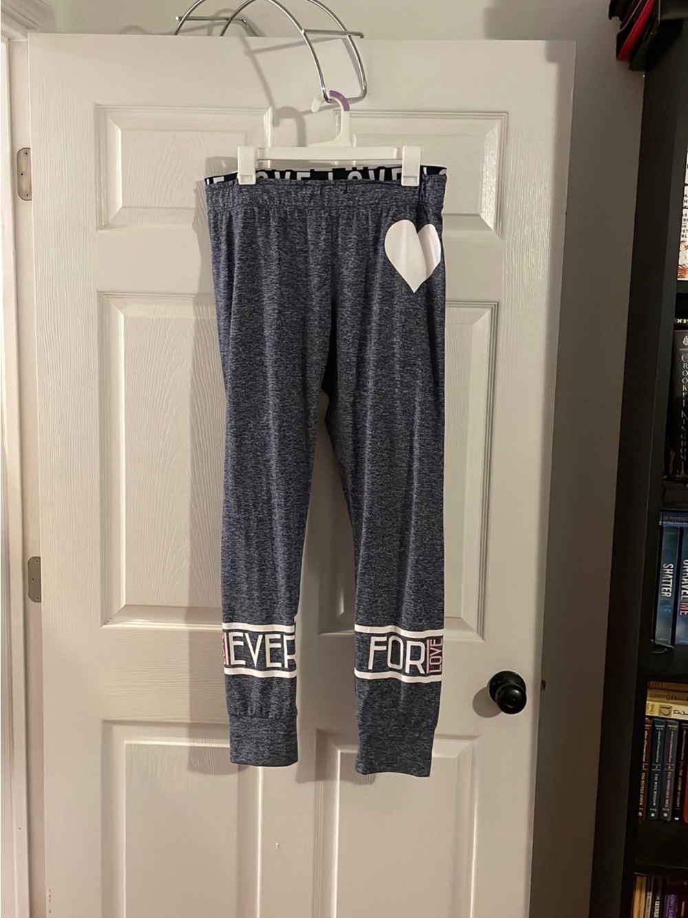 No Boundaries Heathered Gray/White Athletic Joggers with Pink Label